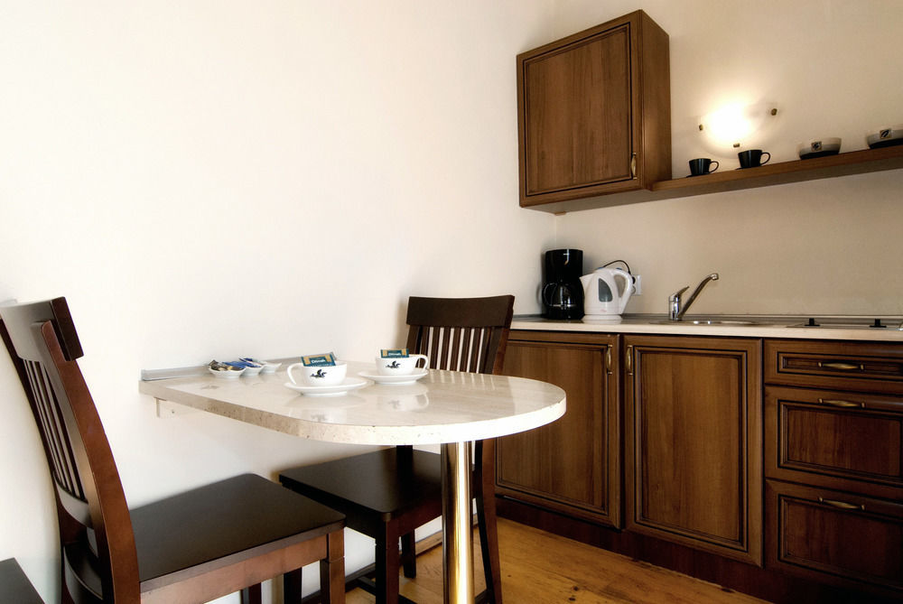 Only Krakow Apartments ภายนอก รูปภาพ